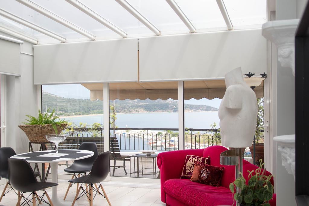 Port View Suites Kavála Ngoại thất bức ảnh